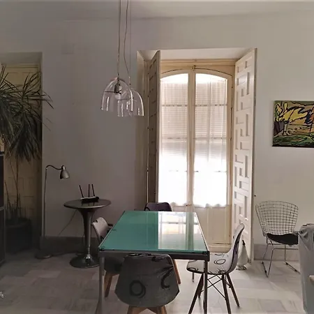 Santa Cruz Terrace Apartment *